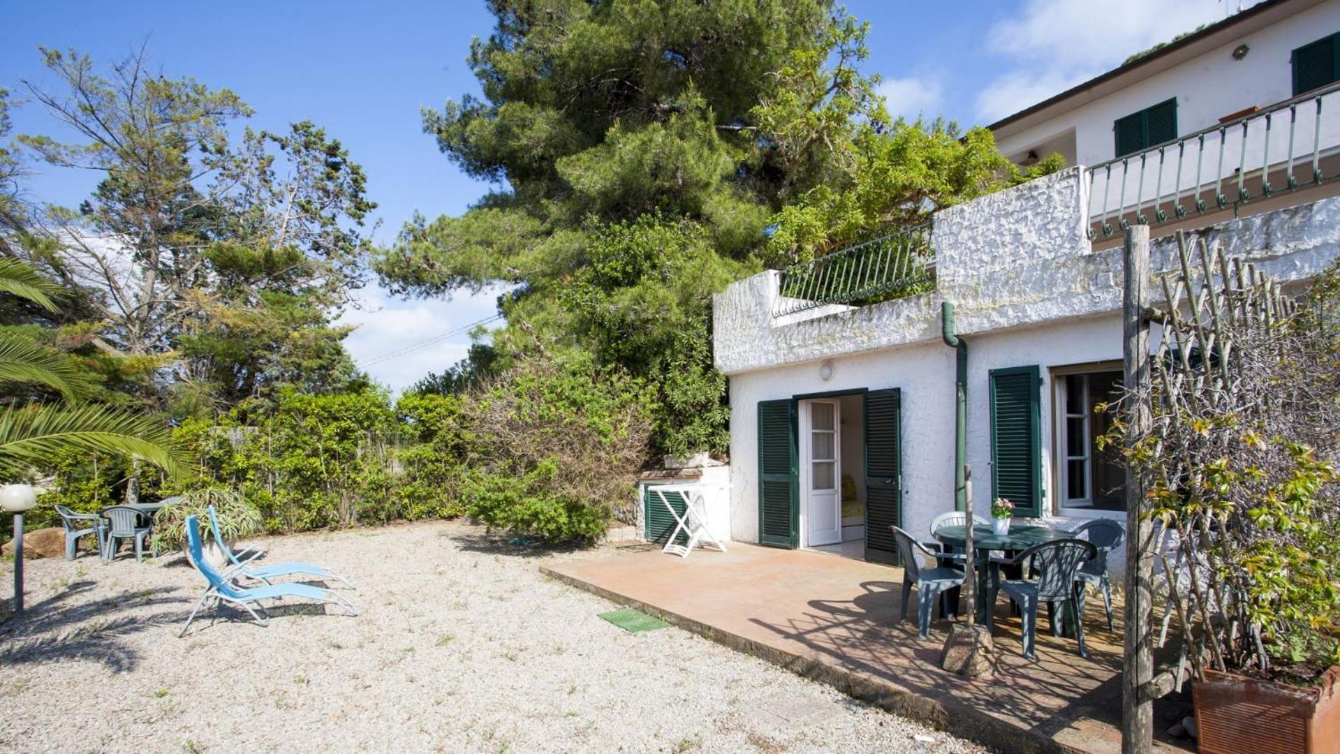Appartamenti Villa Anna - Goelba Каполивери Экстерьер фото