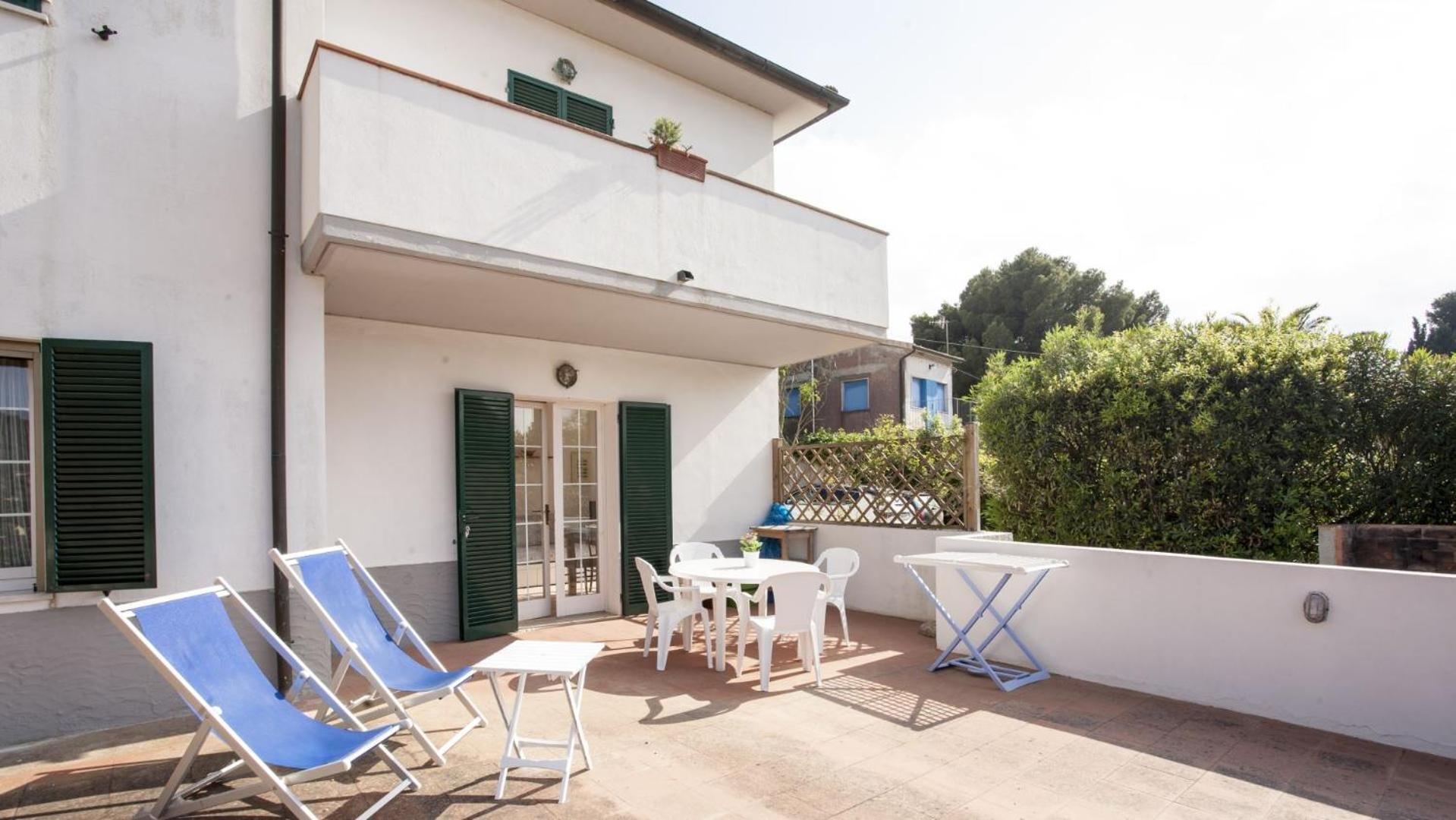 Appartamenti Villa Anna - Goelba Каполивери Экстерьер фото