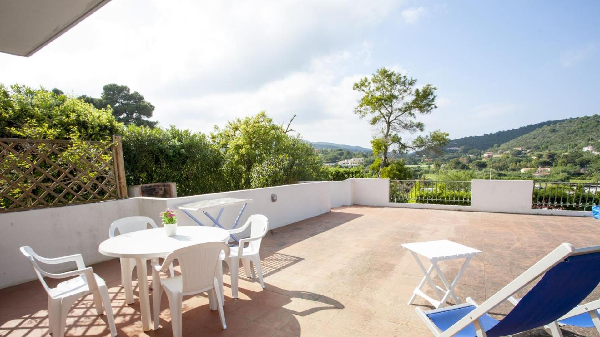 Appartamenti Villa Anna - Goelba Каполивери Экстерьер фото